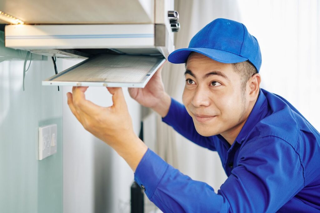 What an Outsourced Appliance Repair Center Does & Why It Matters to Sellers